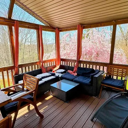 Woodland Whimsy A Private Escape, Hot Tub, Pool, Sunroom